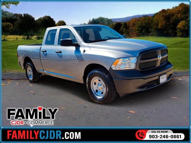 2024 RAM Ram 1500 Classic RAM 1500 CLASSIC TRADESMAN QUAD CAB 4X4 64 BOX