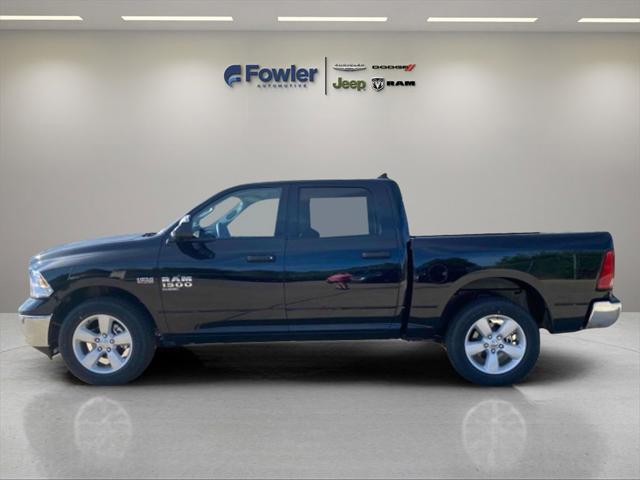 2024 RAM Ram 1500 Classic RAM 1500 CLASSIC TRADESMAN CREW CAB 4X4 57 BOX