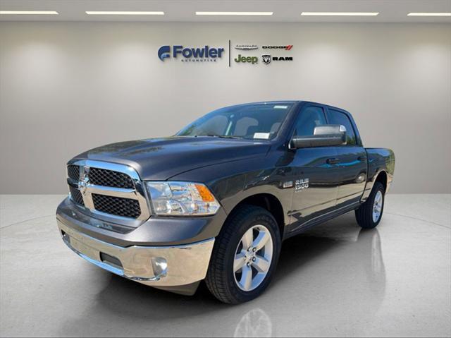 2024 RAM Ram 1500 Classic RAM 1500 CLASSIC TRADESMAN CREW CAB 4X4 57 BOX