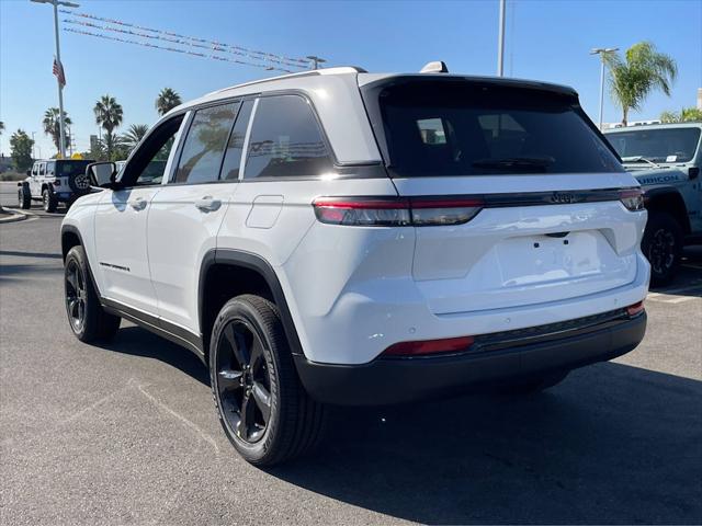 2024 Jeep Grand Cherokee GRAND CHEROKEE ALTITUDE 4X2