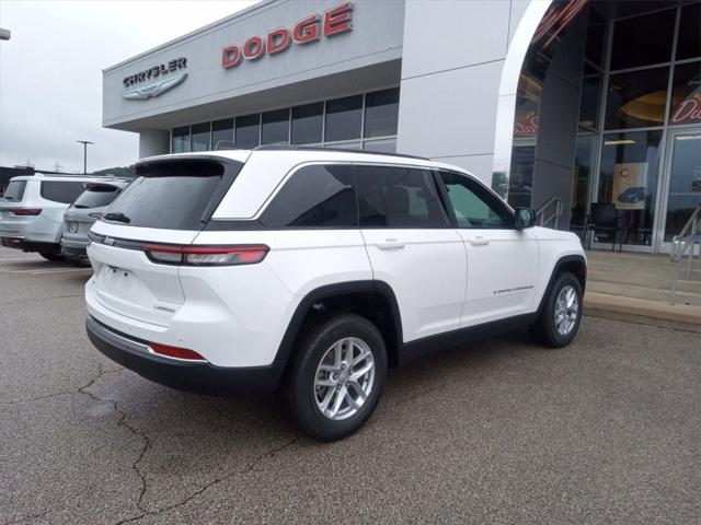 2024 Jeep Grand Cherokee GRAND CHEROKEE LAREDO X 4X4