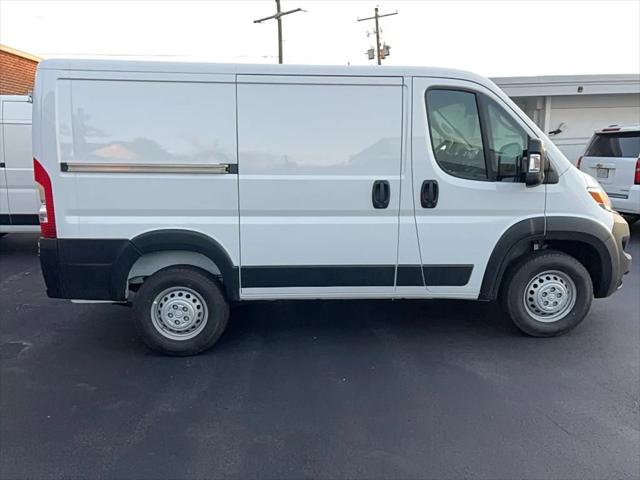 2025 RAM Ram ProMaster RAM PROMASTER 1500 TRADESMAN CARGO VAN LOW ROOF 118 WB