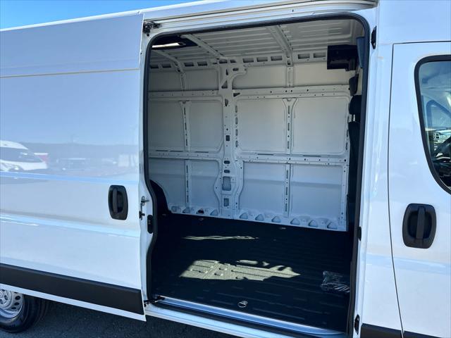 2025 Ram ProMaster Cargo Van Tradesman High Roof 159" WB EXT