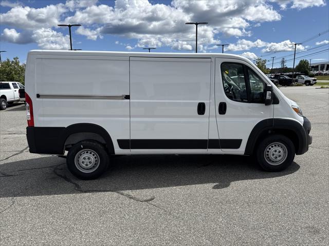 2025 Ram ProMaster Cargo Van Tradesman Low Roof 136" WB w/Pass Seat