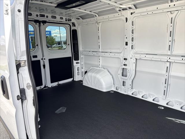 2025 Ram ProMaster Cargo Van Tradesman Low Roof 136" WB w/Pass Seat