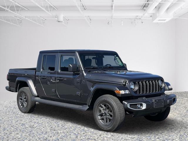 2024 Jeep Gladiator Sport S