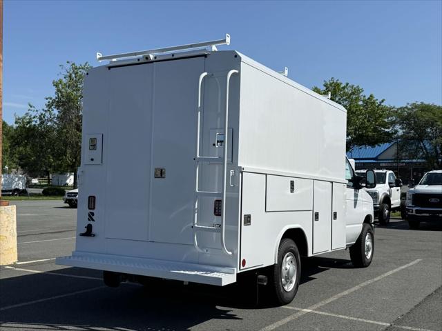 2025 Ford E-350 Cutaway Base
