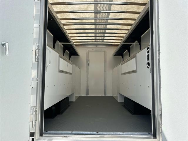 2025 Ford E-350 Cutaway Base