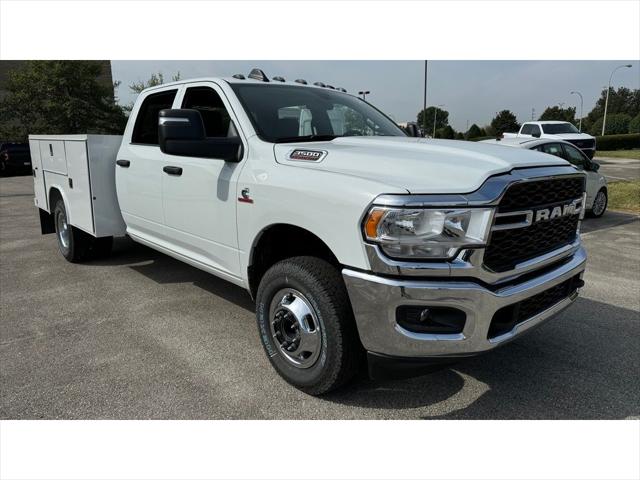 2024 RAM Ram 3500 Chassis Cab RAM 3500 TRADESMAN CREW CAB CHASSIS 4X4 60 CA 2024 RAM Ram 3500 Chassis Cab RAM 3500 TRADESMAN CREW CAB CHASSIS 4X4 60 CA