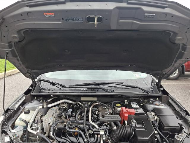 2020 Nissan Sentra SV Xtronic CVT