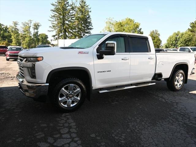 2022 Chevrolet Silverado 3500HD 4WD Crew Cab Long Bed LTZ