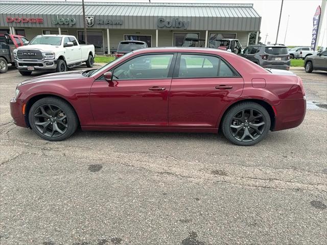 2023 Chrysler 300 300S 2023 Chrysler 300 300S