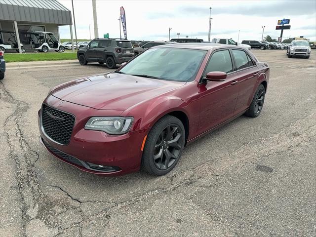 2023 Chrysler 300 300S 2023 Chrysler 300 300S