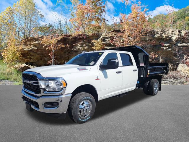 2024 RAM Ram 3500 Chassis Cab RAM 3500 TRADESMAN CREW CAB CHASSIS 4X4 60 CA 2024 RAM Ram 3500 Chassis Cab RAM 3500 TRADESMAN CREW CAB CHASSIS 4X4 60 CA
