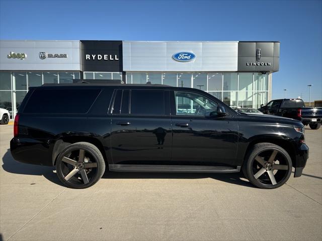 2020 Chevrolet Suburban 4WD LT