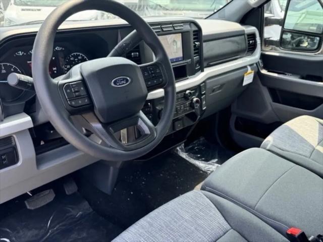 2024 Ford F-550 XLT