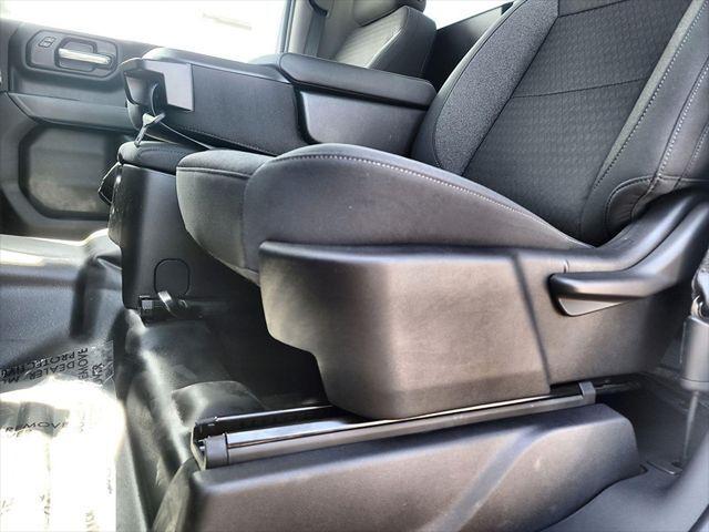 2025 GMC Sierra 2500HD 2WD Regular Cab Long Bed Pro
