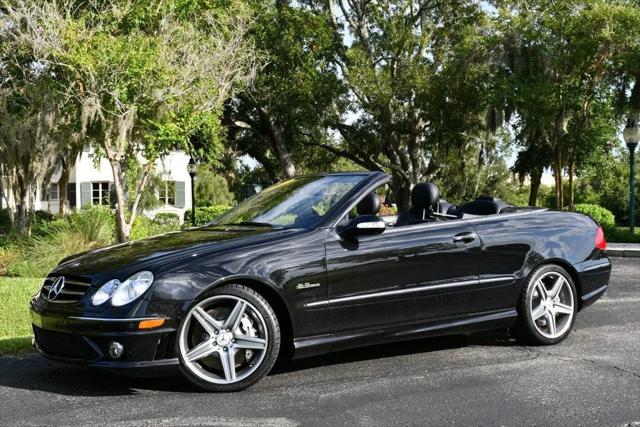 2007 Mercedes-Benz CLK-CLASS CLK 63 AMG 2-Door Cabriolet W/Navigation and Parktronic