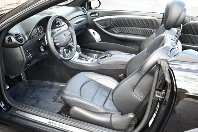 2007 Mercedes-Benz CLK-CLASS CLK 63 AMG 2-Door Cabriolet W/Navigation and Parktronic