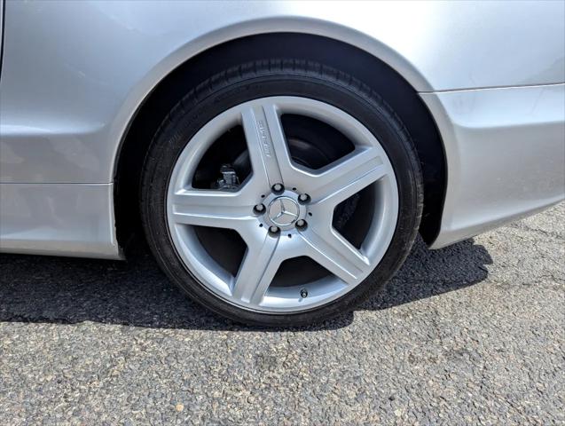 2005 Mercedes-Benz 500 2dr Roadster 5.0L