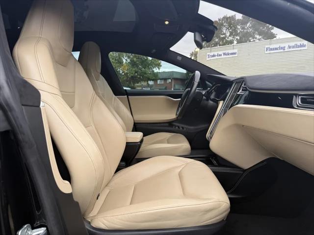 2015 Tesla Model S 70