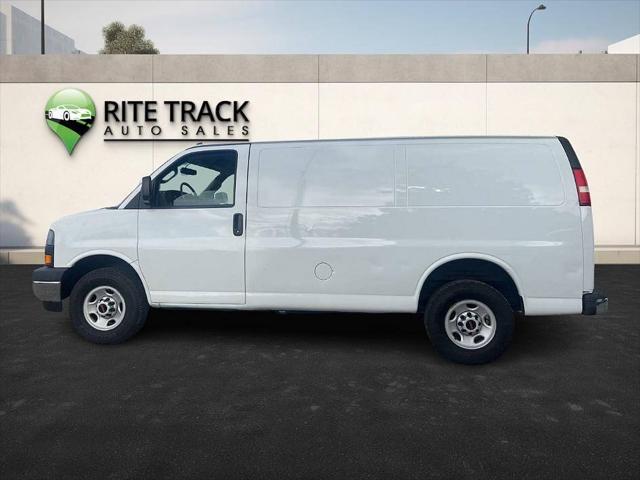 2020 GMC Savana Cargo RWD 3500 Regular Wheelbase Work Van