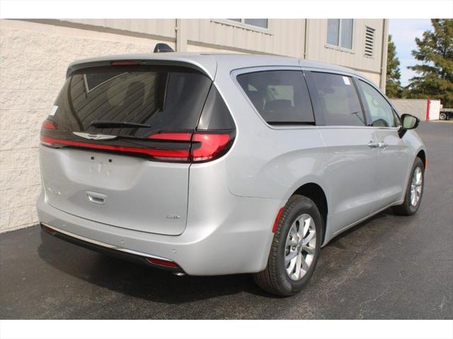 2024 Chrysler Pacifica PACIFICA TOURING L AWD