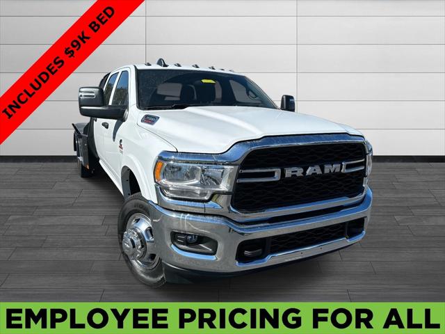 2024 RAM Ram 3500 Chassis Cab RAM 3500 TRADESMAN CREW CAB CHASSIS 4X4 60 CA