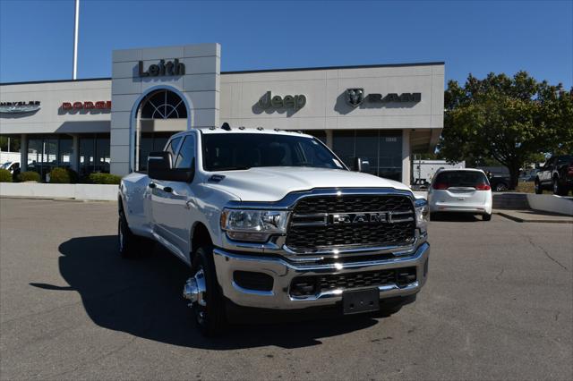 2024 RAM Ram 3500 RAM 3500 TRADESMAN CREW CAB 4X4 8 BOX