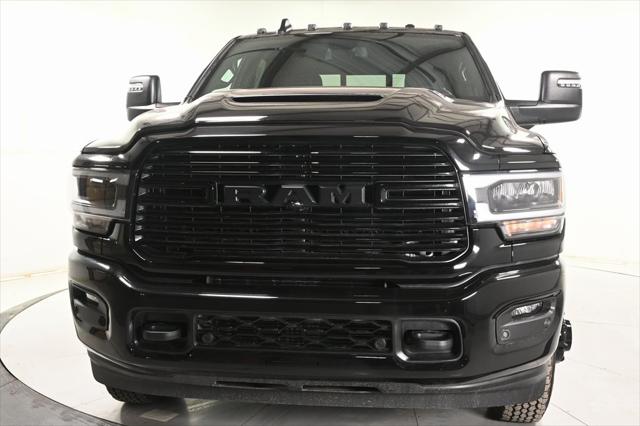 2024 RAM Ram 3500 RAM 3500 LARAMIE MEGA CAB 4X4 64 BOX