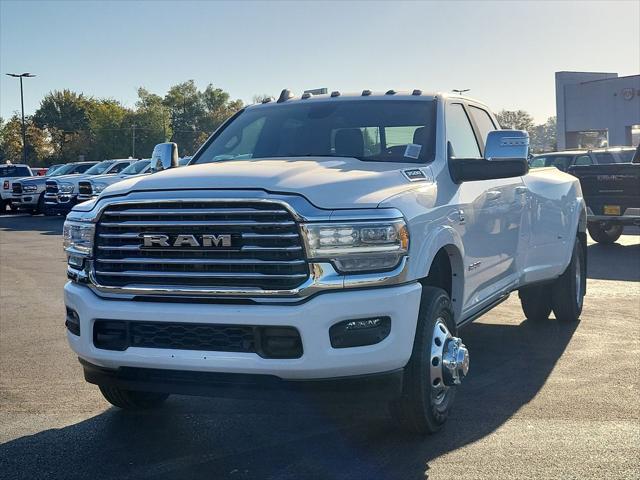 2024 RAM Ram 3500 RAM 3500 LIMITED LONGHORN CREW CAB 4X4 8 BOX