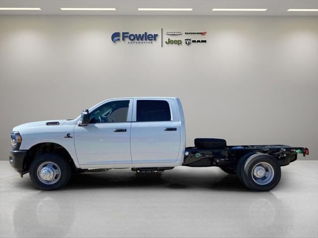 2024 RAM Ram 3500 Chassis Cab RAM 3500 TRADESMAN CREW CAB CHASSIS 4X4 60 CA