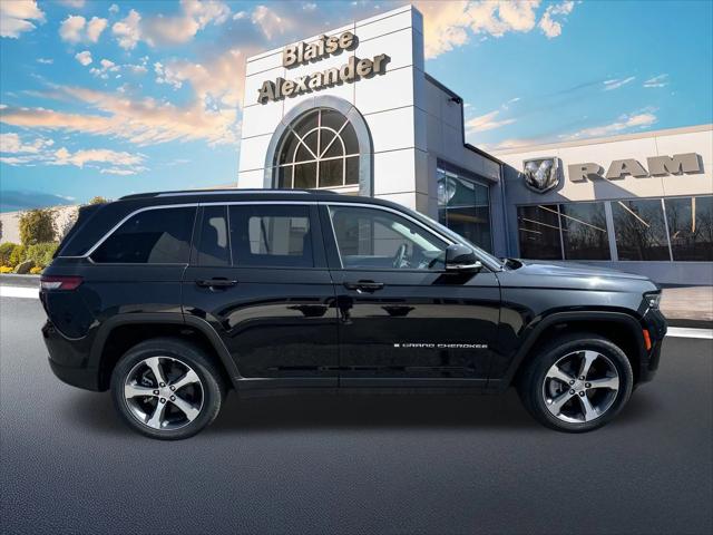 2023 Jeep Grand Cherokee 4xe Base 4xe