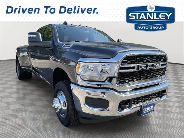 2024 RAM Ram 3500 RAM 3500 TRADESMAN CREW CAB 4X4 8 BOX