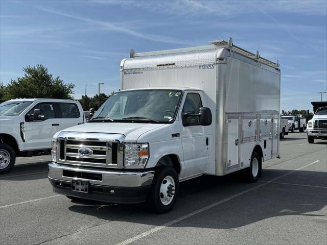 2024 Ford E-350 Cutaway Base