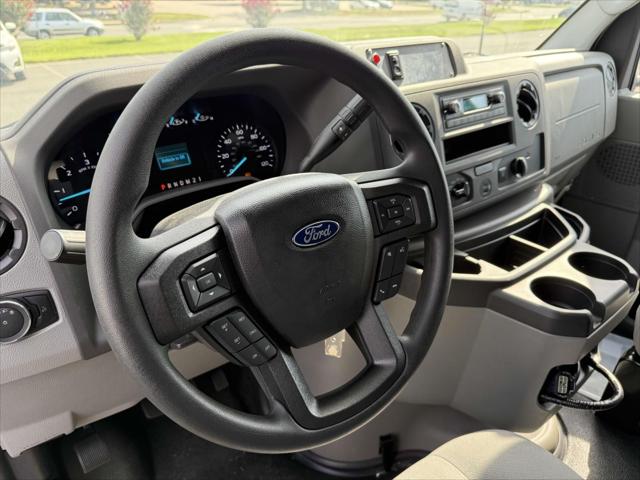2024 Ford E-350 Cutaway Base