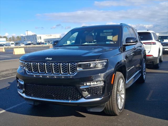 2025 Jeep Grand Cherokee GRAND CHEROKEE SUMMIT 4X4