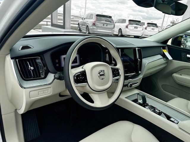 2025 Volvo XC60 Plug-In Hybrid T8 Plus