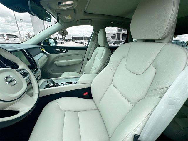 2025 Volvo XC60 Plug-In Hybrid T8 Plus