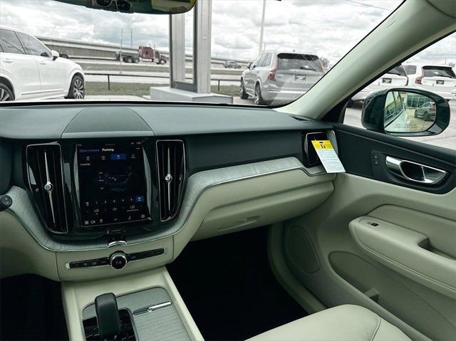 2025 Volvo XC60 Plug-In Hybrid T8 Plus
