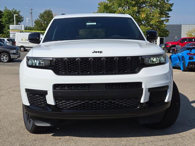 2025 Jeep Grand Cherokee GRAND CHEROKEE L ALTITUDE 4X4