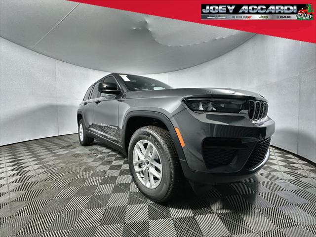 2025 Jeep Grand Cherokee GRAND CHEROKEE LAREDO X 4X2