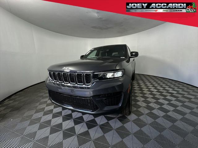 2025 Jeep Grand Cherokee GRAND CHEROKEE LAREDO X 4X2