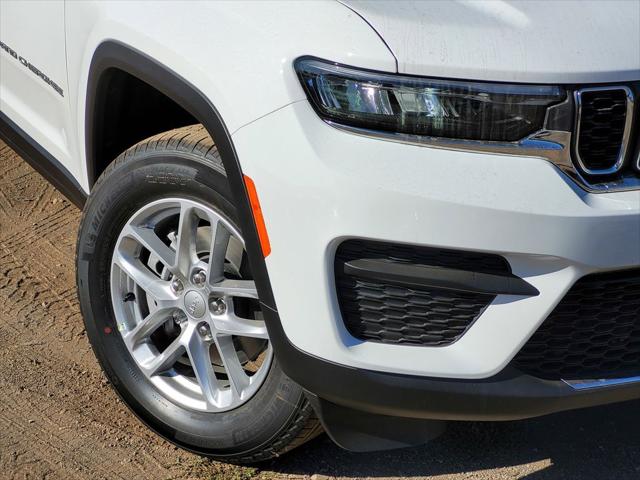 2025 Jeep Grand Cherokee GRAND CHEROKEE LAREDO X 4X2
