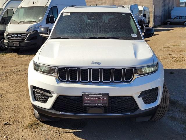 2025 Jeep Grand Cherokee GRAND CHEROKEE LAREDO X 4X2