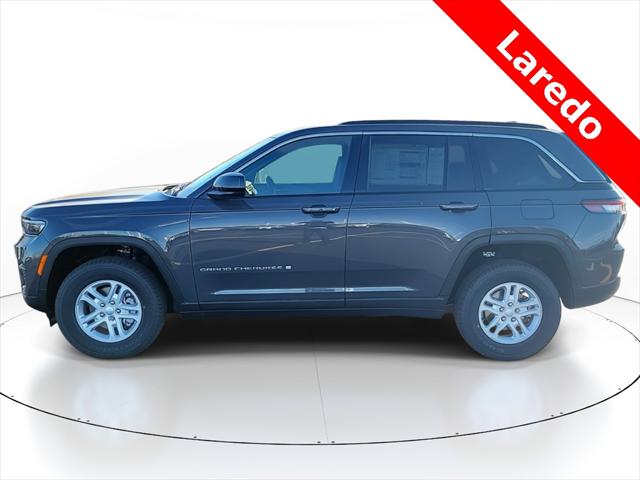 2025 Jeep Grand Cherokee GRAND CHEROKEE LAREDO 4X4