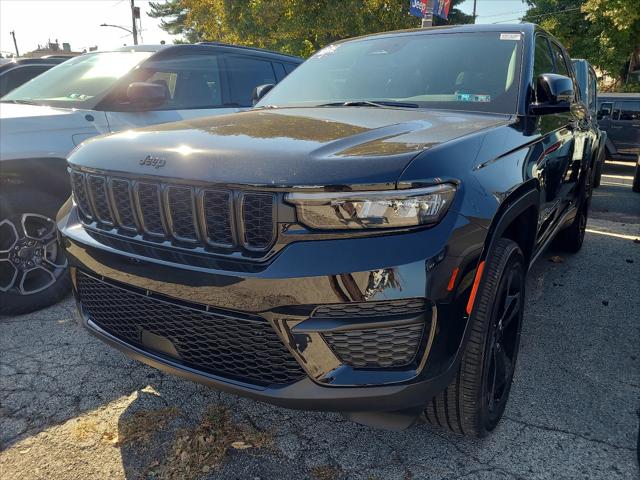 2025 Jeep Grand Cherokee GRAND CHEROKEE ALTITUDE 4X4