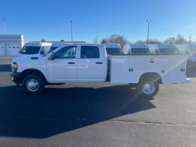 2024 RAM Ram 3500 Chassis Cab RAM 3500 TRADESMAN CREW CAB CHASSIS 4X4 60 CA