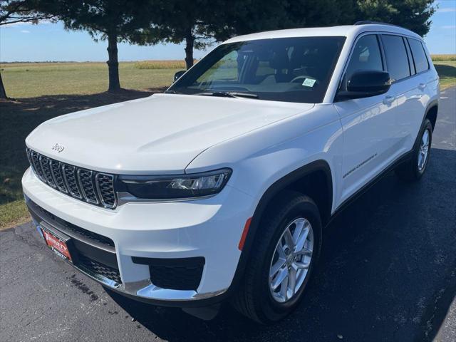 2025 Jeep Grand Cherokee GRAND CHEROKEE L LAREDO X 4X4