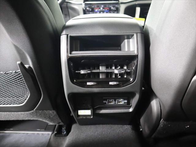 2025 Jeep Grand Cherokee Laredo 4x4
